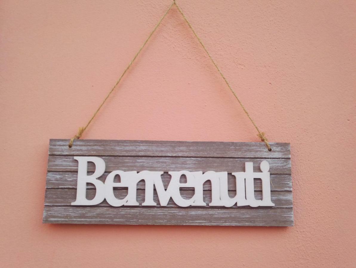 Bed and Breakfast Il Grillo Parlante Surbo Exterior foto